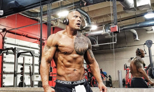 Siêu sao The Rock bật mí 5 bí quyết tập thể hình để có cơ bắp “vạn người mê”